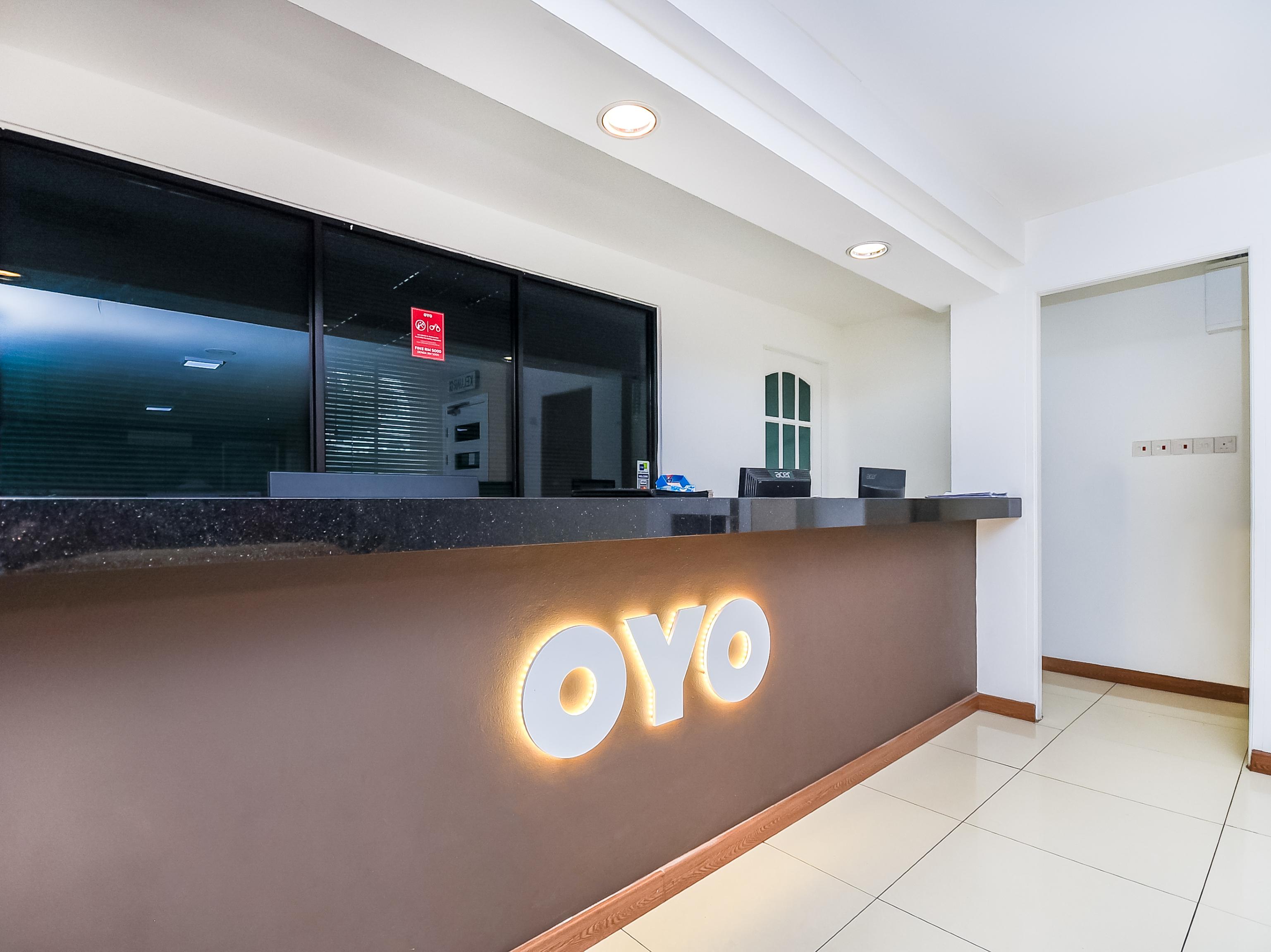 Super Oyo 89604 City Home Stay Miri Extérieur photo