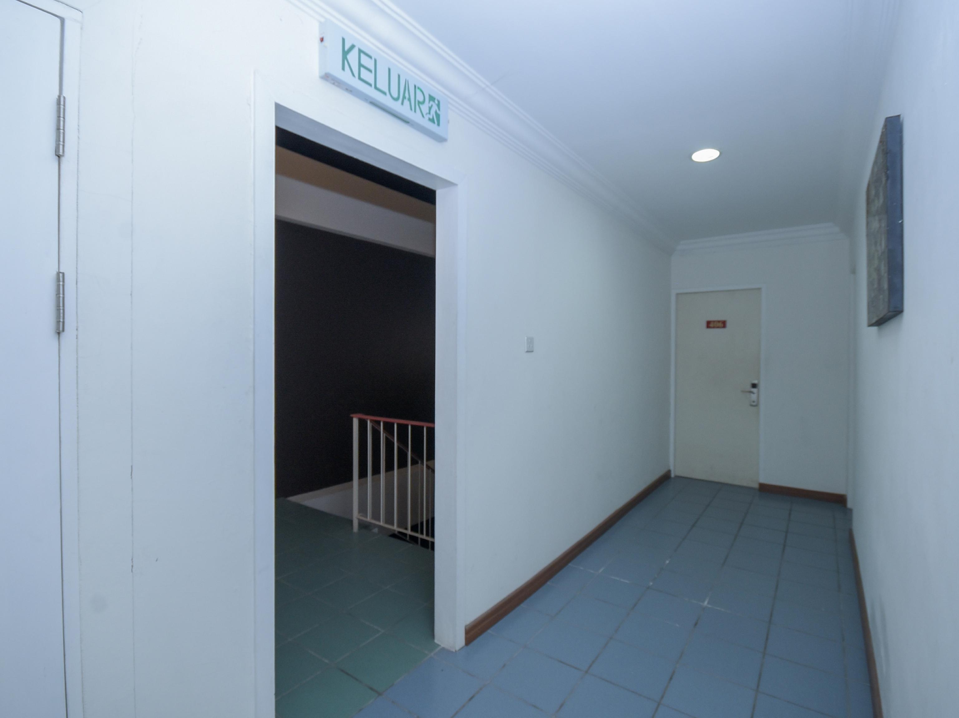 Super Oyo 89604 City Home Stay Miri Extérieur photo