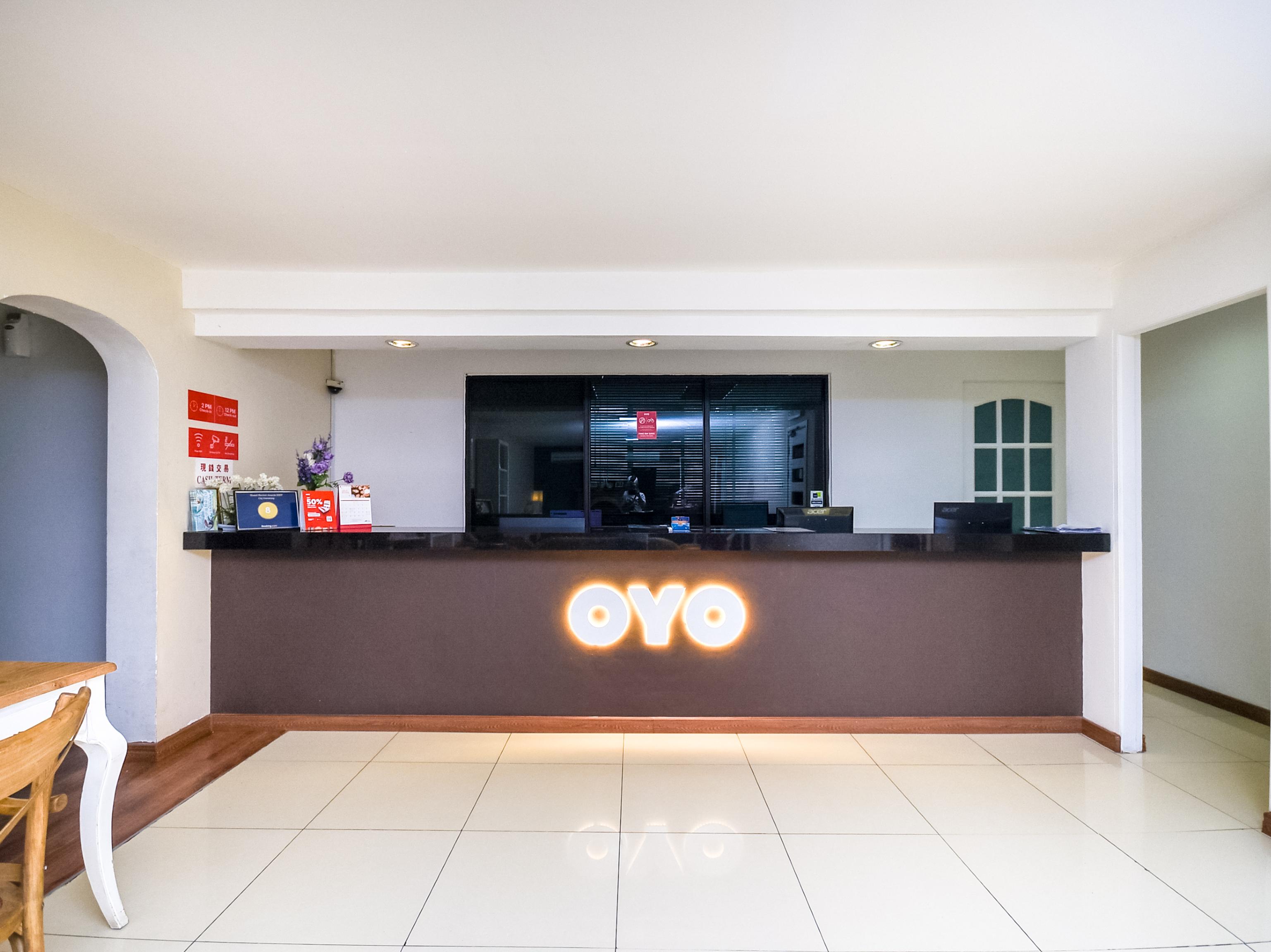 Super Oyo 89604 City Home Stay Miri Extérieur photo