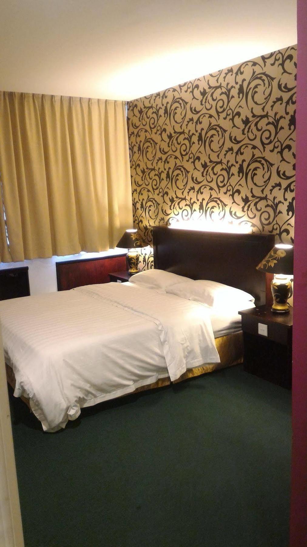 Super Oyo 89604 City Home Stay Miri Extérieur photo